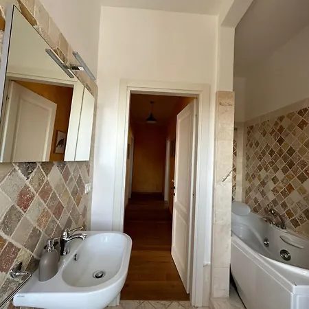 With Beautiful Sun Apartment Montepulciano