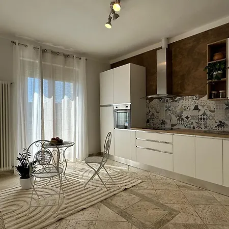 With Beautiful Sun Apartment Montepulciano