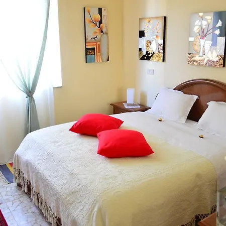 Apartment With Beautiful Sun